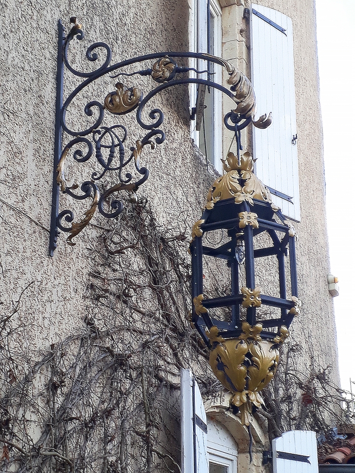Ferronnerie Urbaine - Clos vieux Lyon - Les lanternes 